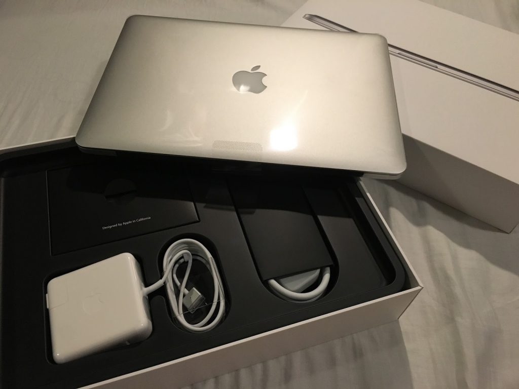 Unboxing MacBook Pro Mid 2015 Retina Dispay 500GB Philippines