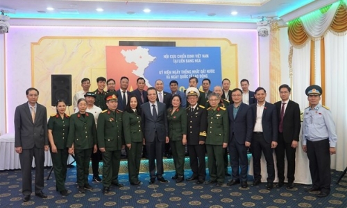 Cựu chiến binh Việt Nam tại Nga gặp mặt mừng ngày 30/4