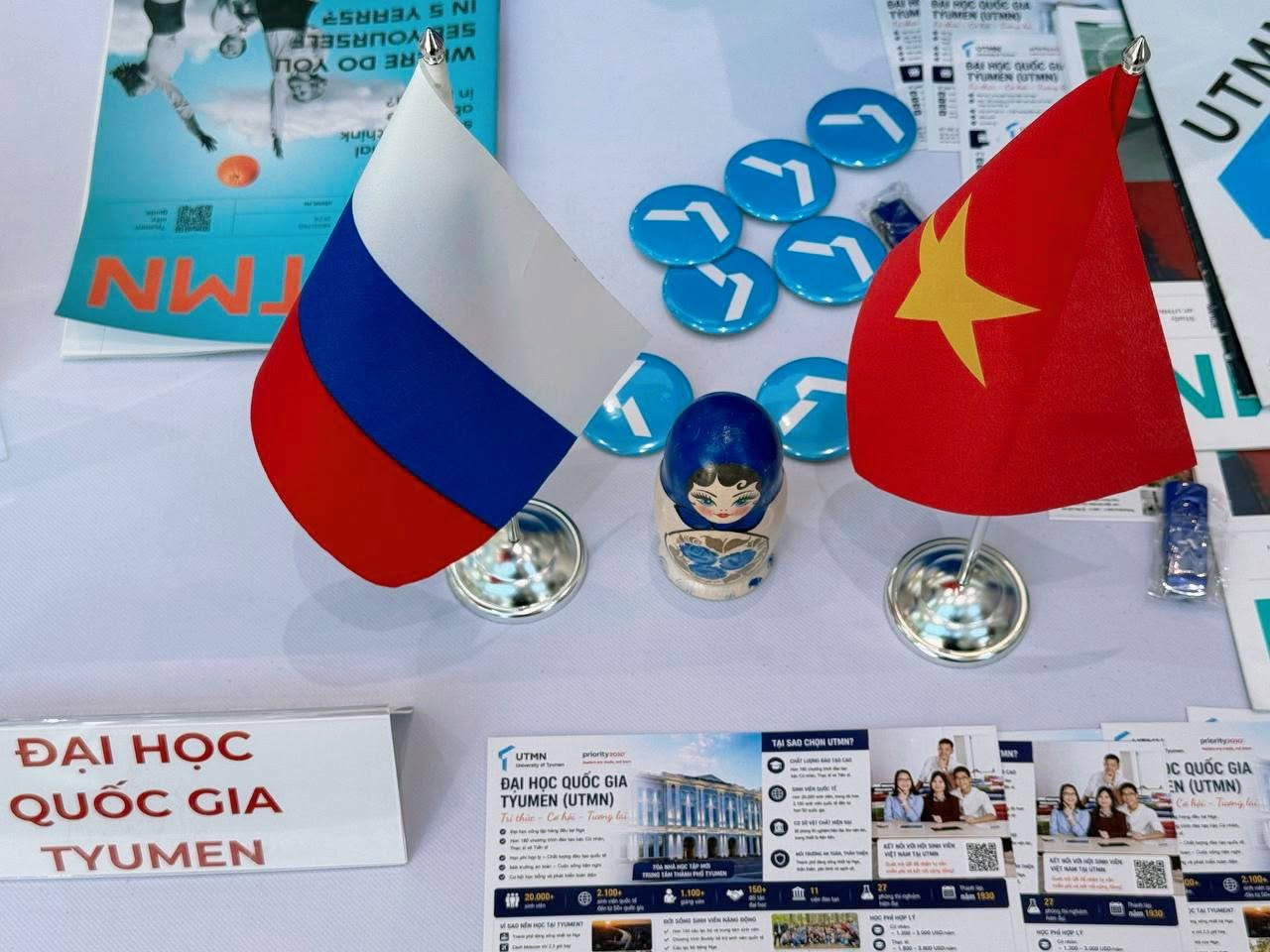 Đại học Quốc gia Tyumen làm việc với Du học Nga tại Triển lãm Giáo dục Nga 2026
