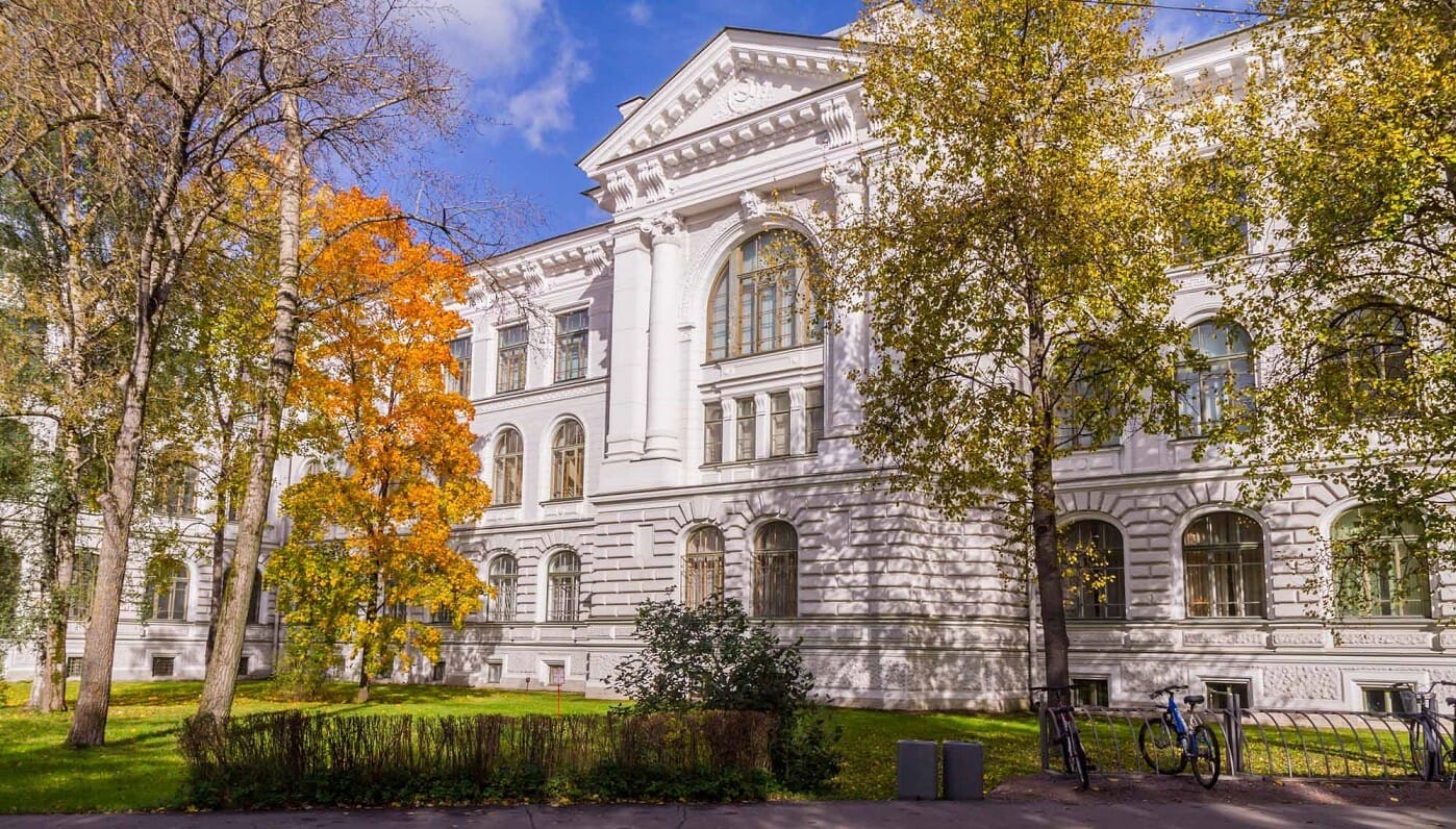 [DU HỌC NGA] ĐẠI HỌC BÁCH KHOA SAINT PETERSBURG – ĐẠT 5 SAO CHẤT LƯỢNG GIẢNG DẠY TRỰC TUYẾN QS!