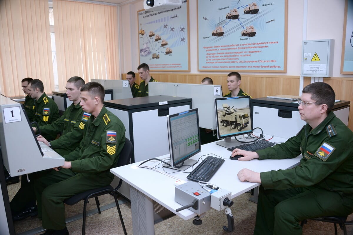 Sinh Viên Học Viện Phòng Không – Vũ Trụ Zhukov