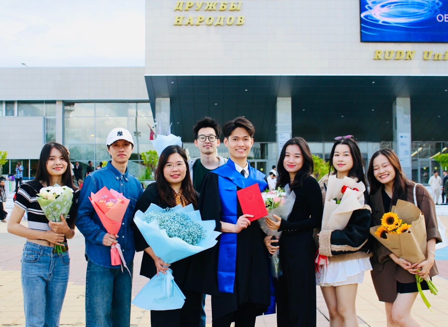 tốt nghiệp thạc sĩ tại RUDN