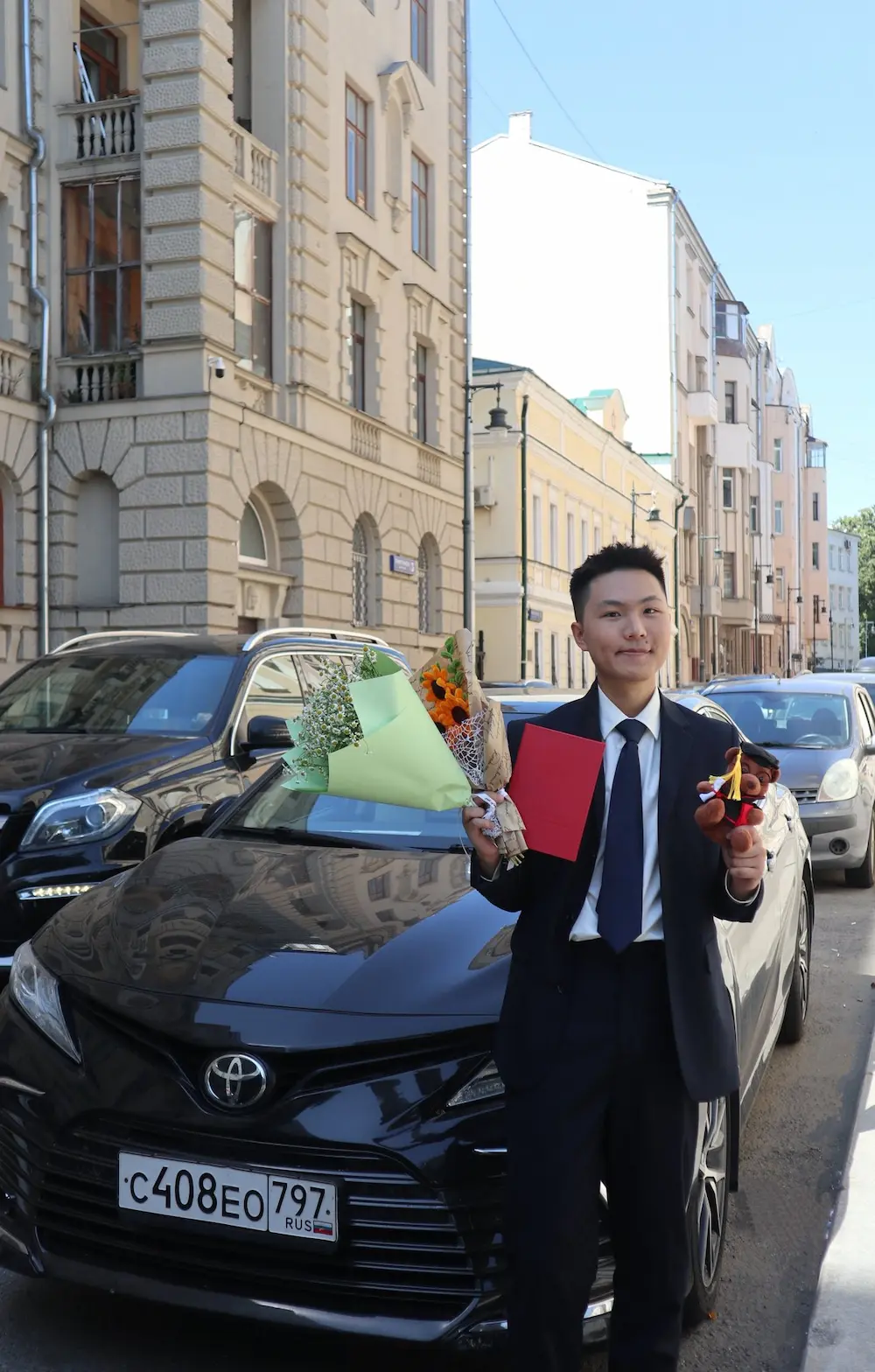 Vũ Anh Quân tốt nghiệp bằng đỏ tại Đại học Ngôn ngữ Quốc gia Moscow (MGLU)