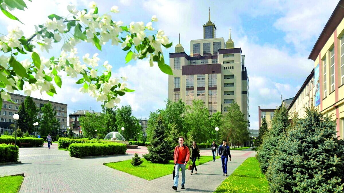 Đại học Tổng hợp Quốc gia Orenburg – Cánh cửa rộng mở cho sinh viên Việt Nam du học Nga
