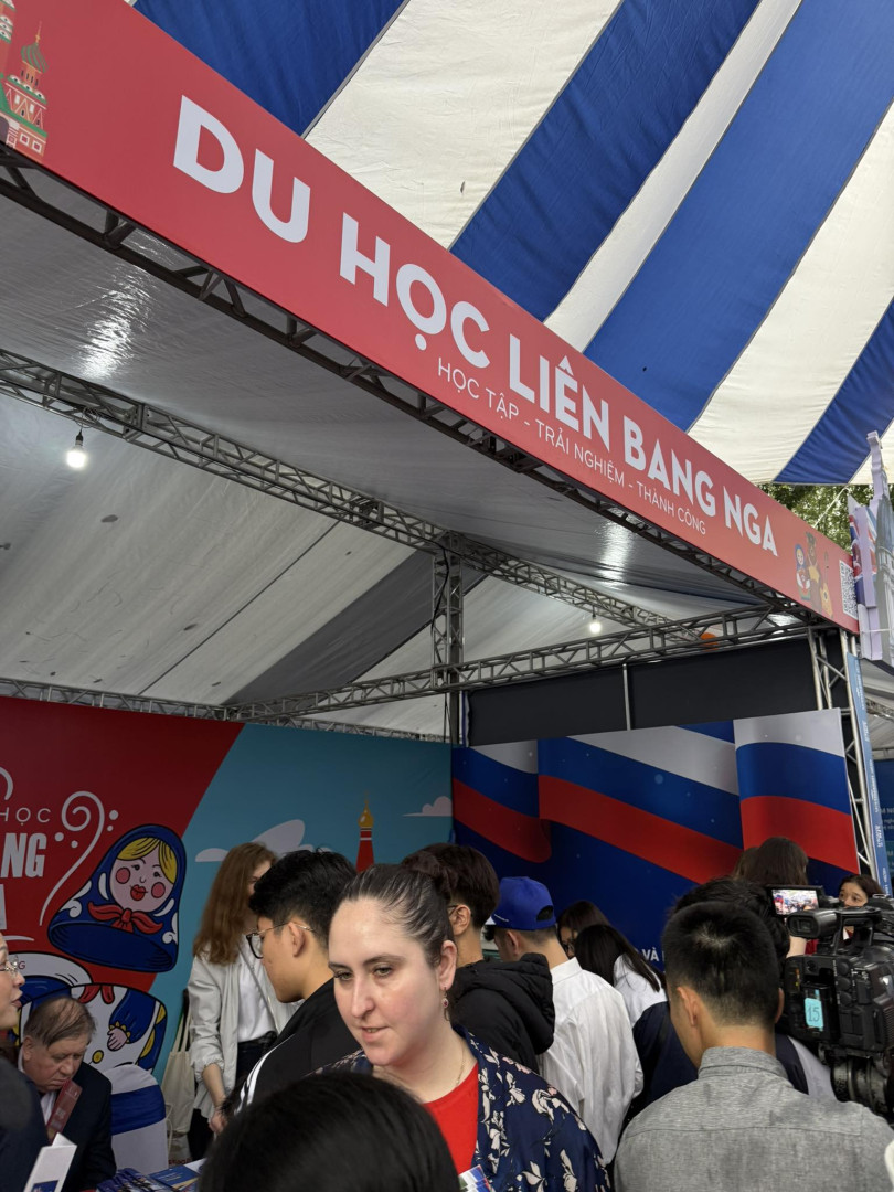 Du Học Nga Tham Gia Ngày Hội Tư Vấn Tuyển Sinh đhbk