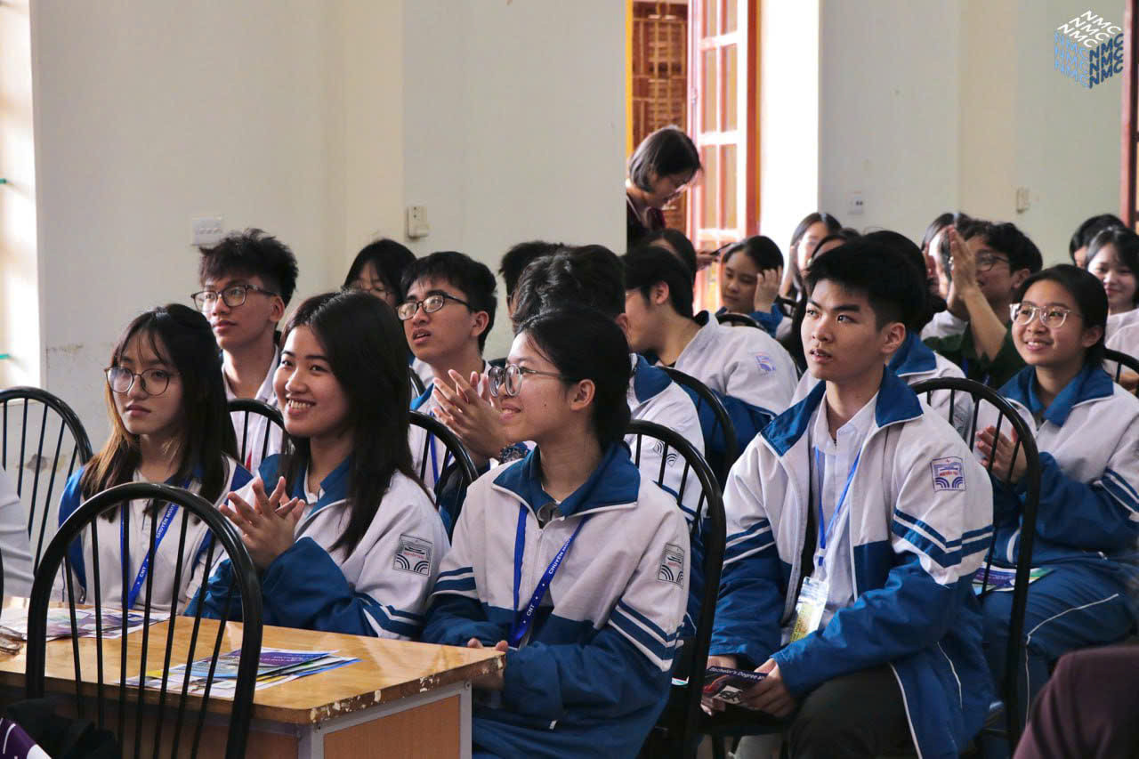 Học sinh Hải Phòng tìm hiểu cơ hội học tập tại Nga