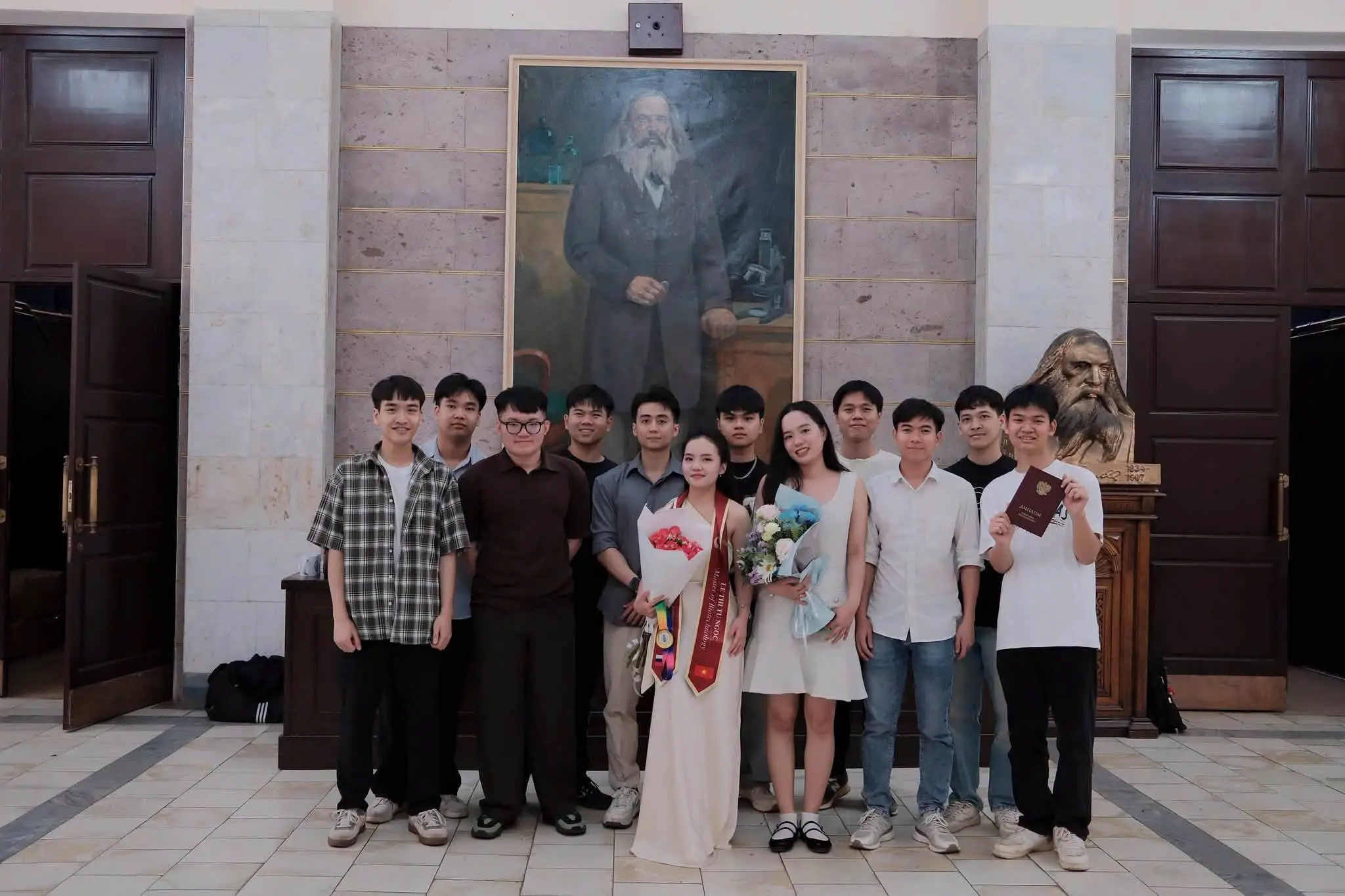 Tân Thạc Sĩ Lê Thị Tú Ngọc Tốt Nghiệp Bằng đỏ Tại Đại Học Công Nghệ Hóa Nga Mendeleev 1