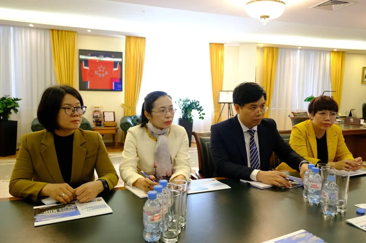 Hợp Tác Giáo Dục Nga Việt
