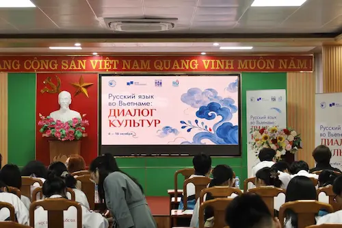 Giao lưu văn hóa Nga tại Thái Nguyên: Cơ hội học sinh đến gần hơn với nước Nga - Du học Nga