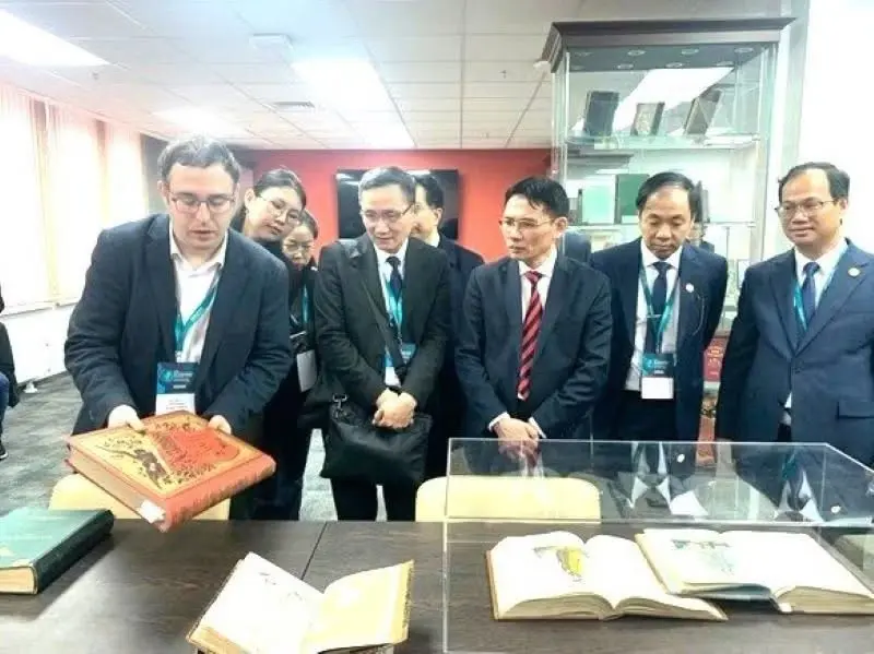 Học Viện Tổng Thống Nga Ranepa (2)