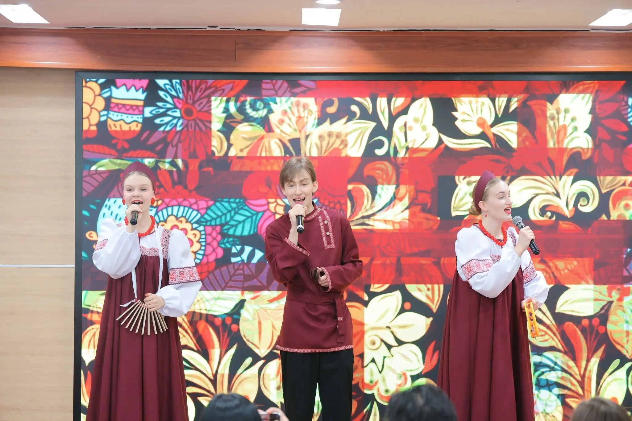 Tiếng Nga Tại Việt Nam